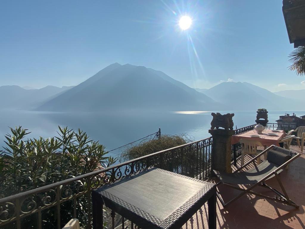 The Comfort - Big Apartment In Villa With Garden And Terrace Argegno Exterior photo
