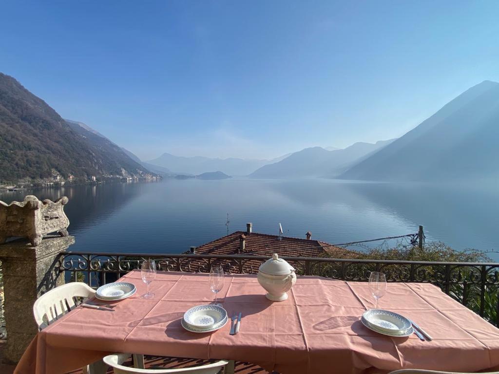 The Comfort - Big Apartment In Villa With Garden And Terrace Argegno Exterior photo